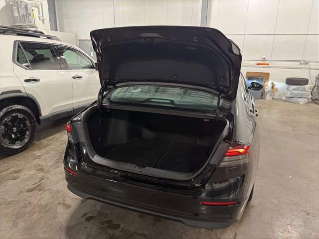 Certified 2024 Honda Accord LX image 13