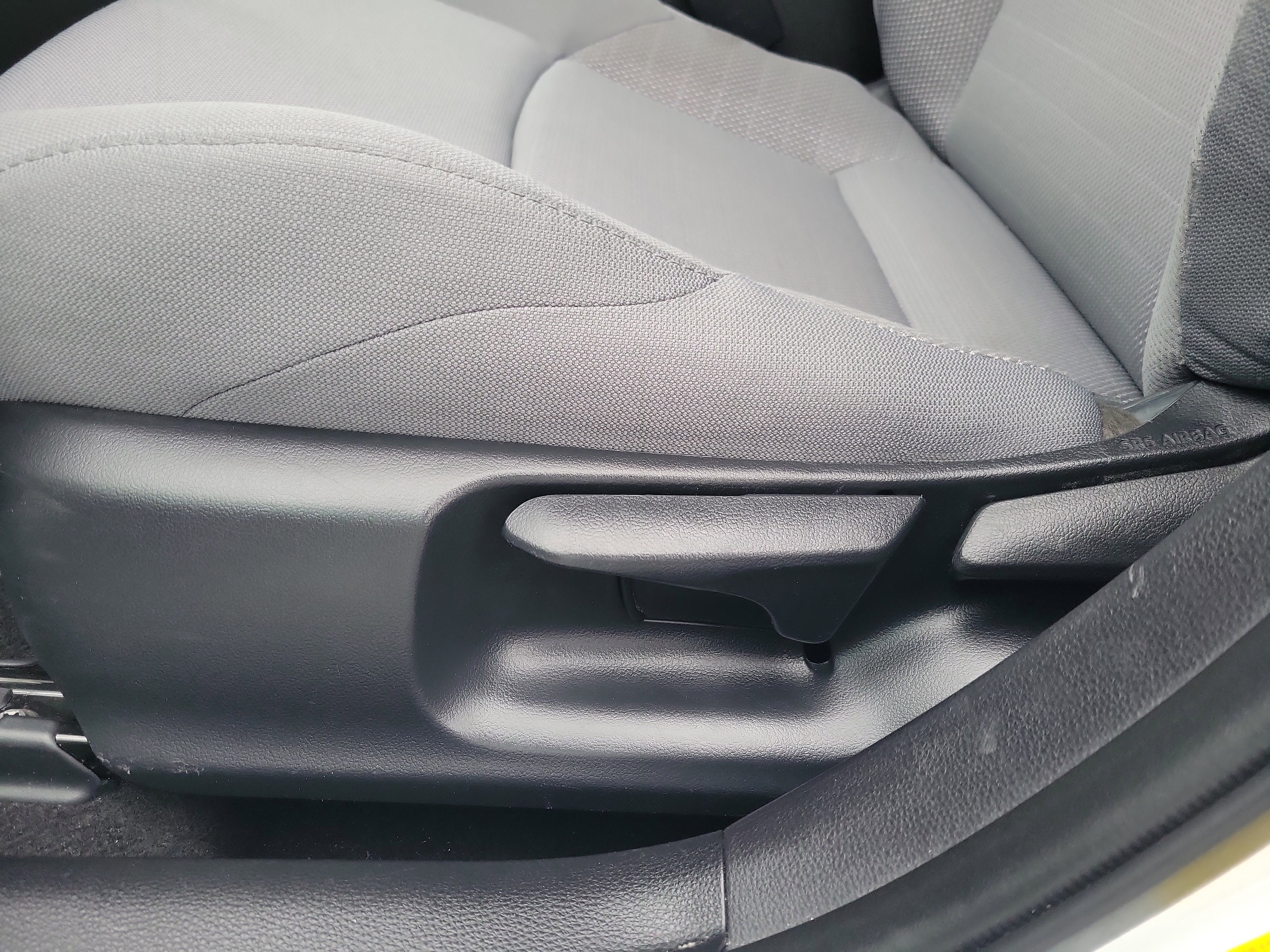 Certified 2025 Toyota Corolla SE image 18