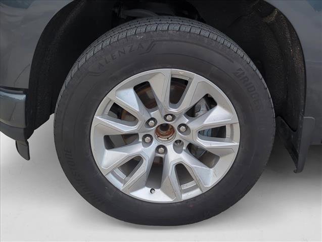 Used 2020 Chevrolet Silverado 1500 Custom w/ Custom Convenience Package image 24