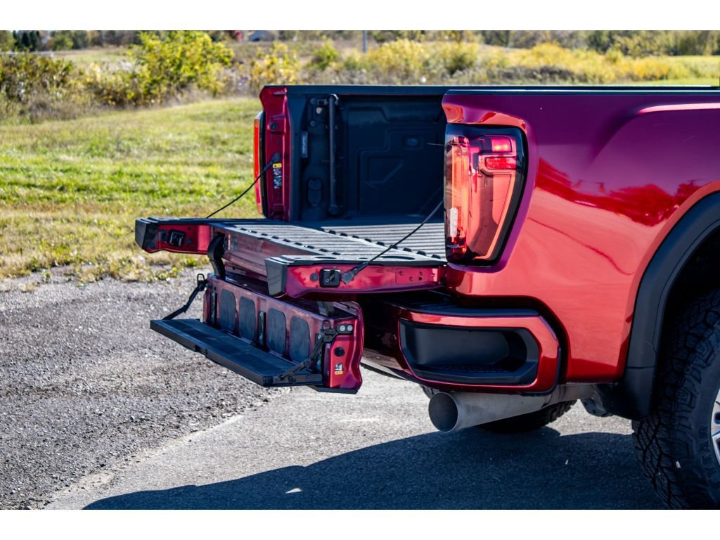 Used 2023 GMC Sierra 3500 Denali image 13