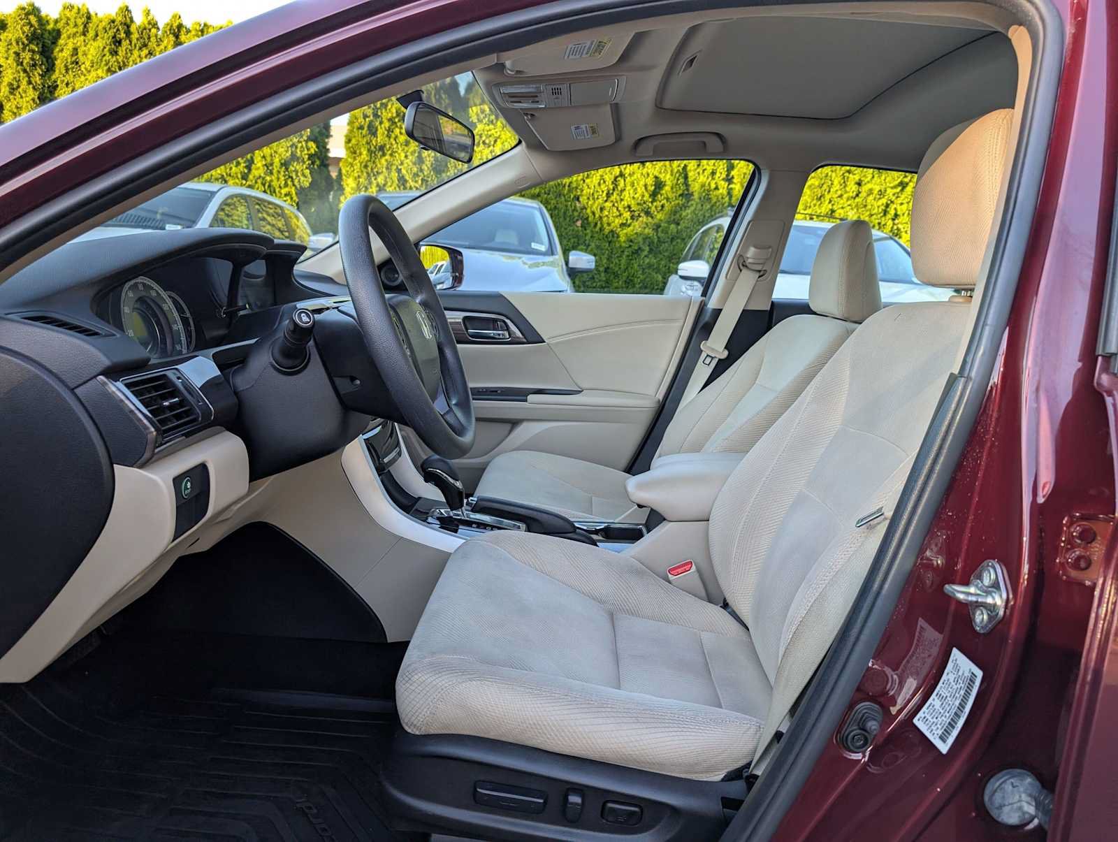 Used 2017 Honda Accord EX image 20