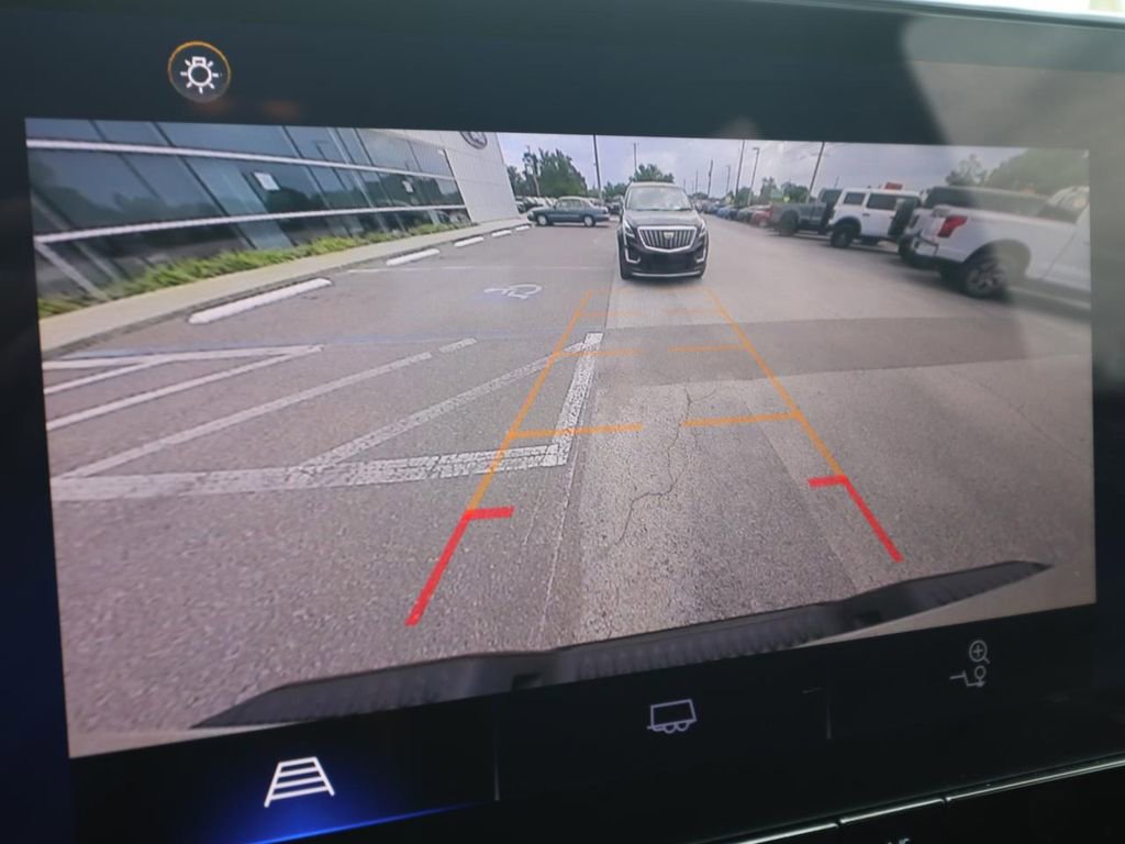 Used 2023 Chevrolet Colorado W/T image 4