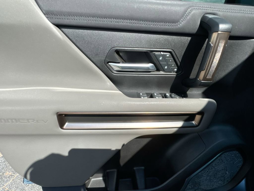 Used 2024 GMC Hummer EV 3X w/ Omega Edition image 15