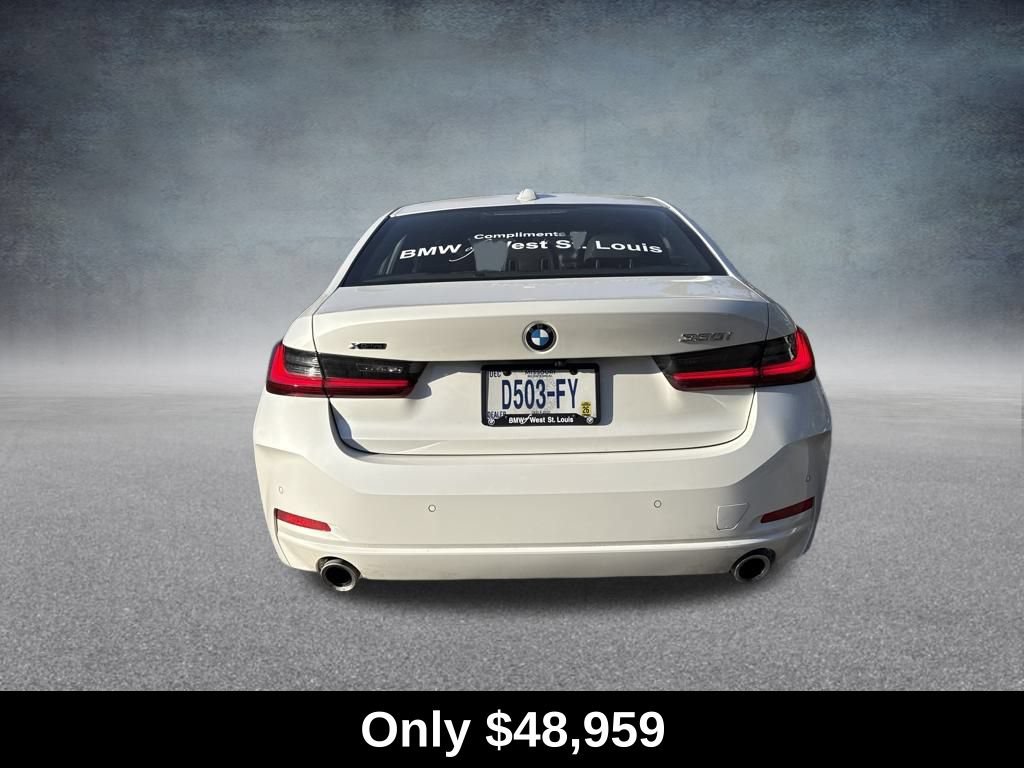 Used 2026 BMW 330i xDrive Sedan AWD/4WD image 4