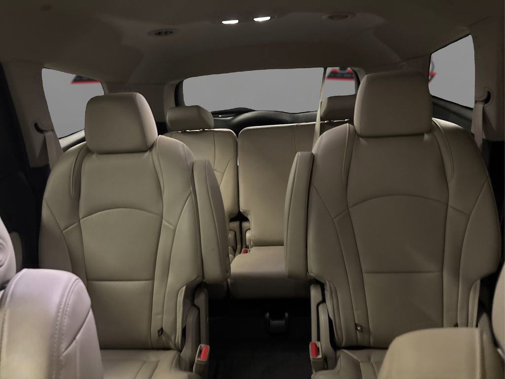 Used 2019 Buick Enclave Essence w/ LPO, Cargo Package image 19