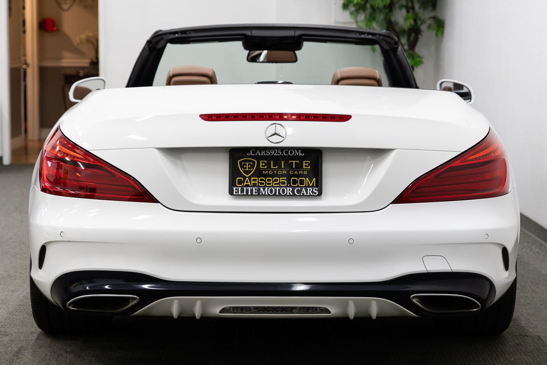 Used 2017 Mercedes-Benz SL 450 image 4