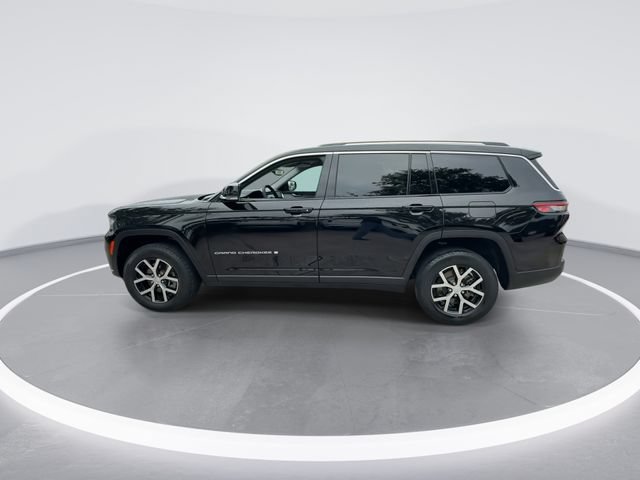 Used 2024 Jeep Grand Cherokee L Limited RWD image 5