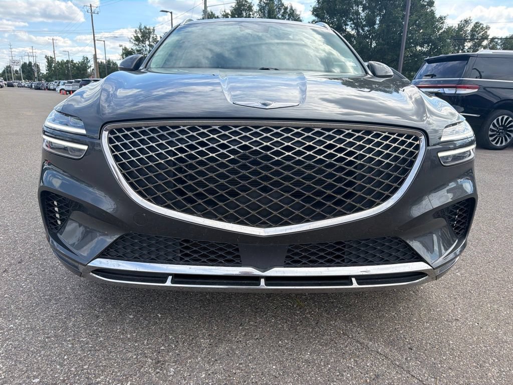 Used 2025 Genesis GV70 2.5T AWD/4WD image 3