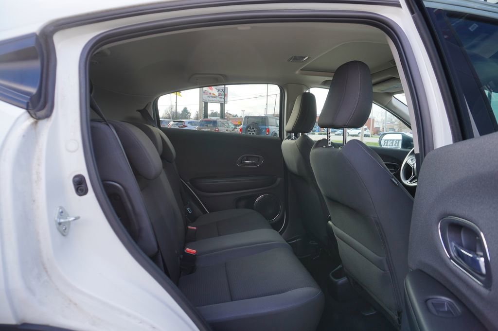 Used 2021 Honda HR-V EX image 28