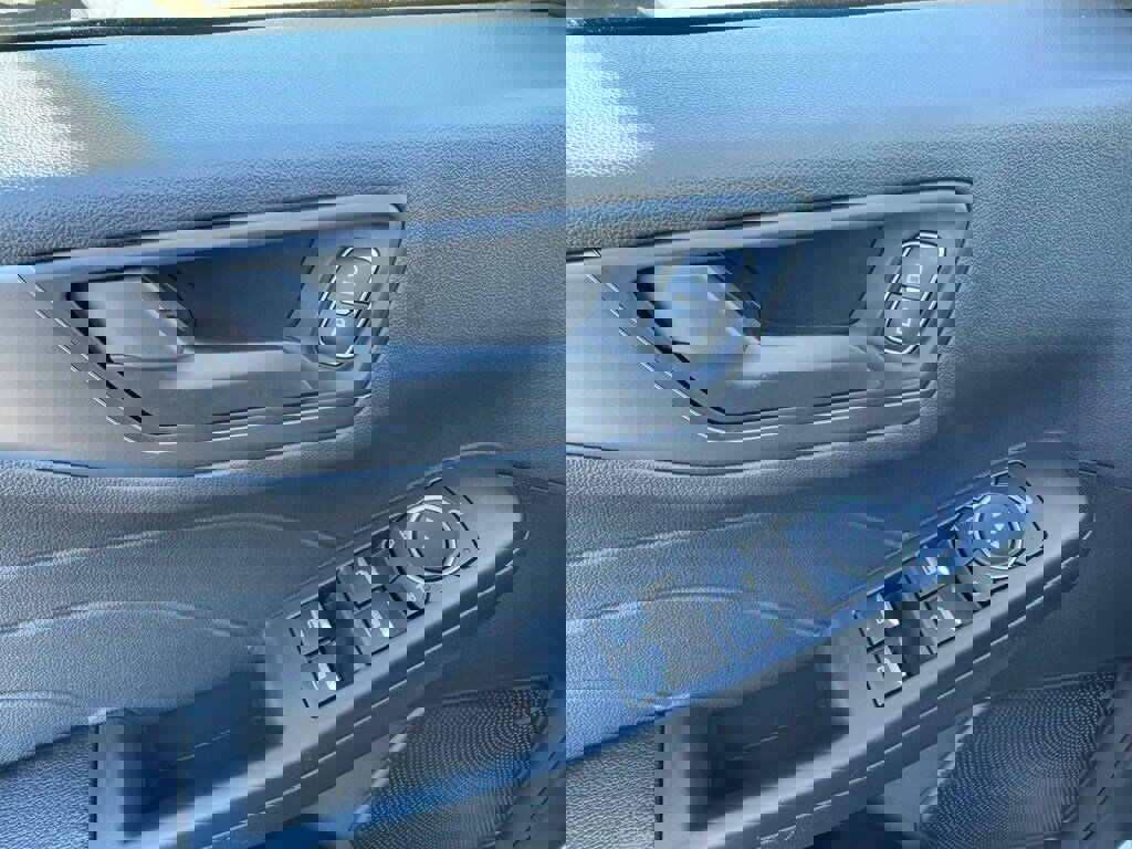 New 2025 Ford Escape Active w/ Tech Pack #1 image 21