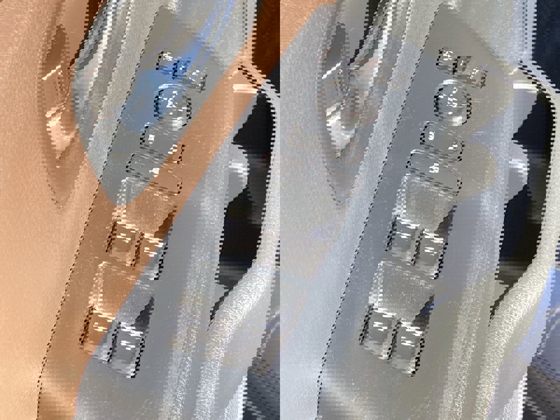 Used 2023 Honda Pilot Elite image 25