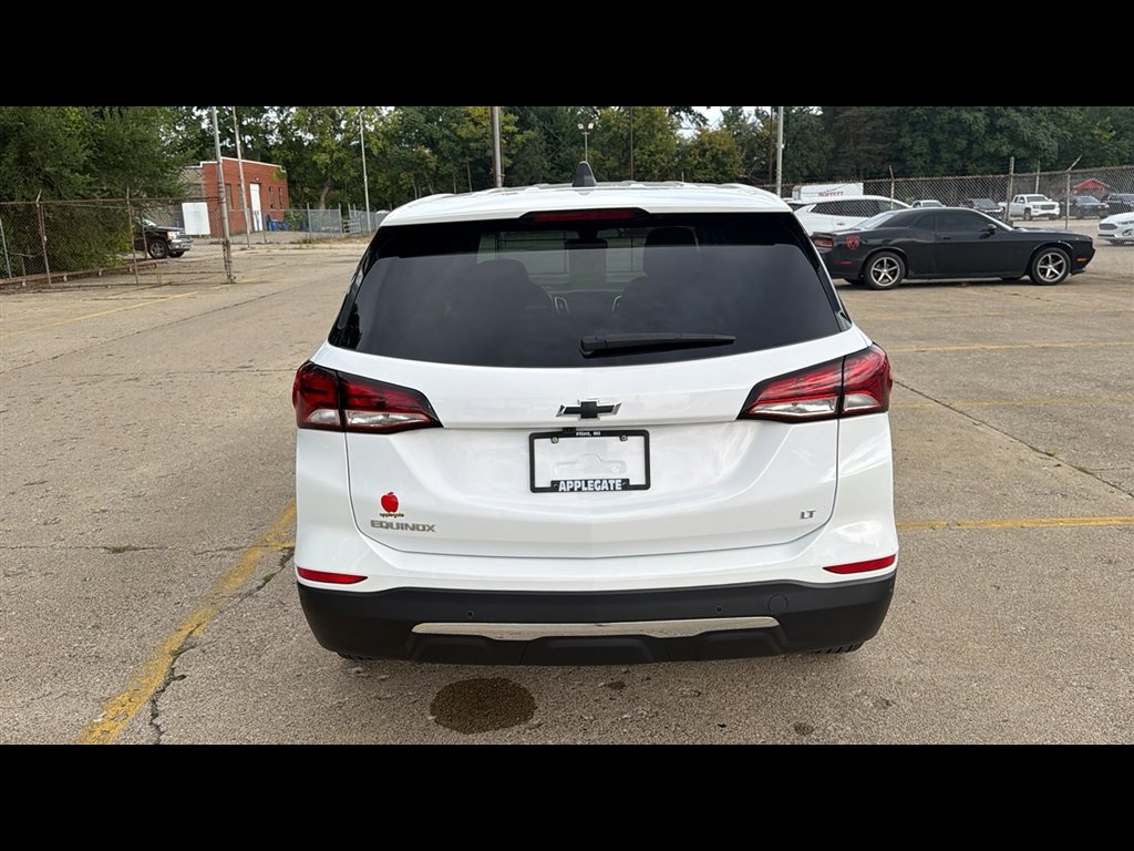 Used 2024 Chevrolet Equinox LT w/ LPO, Floor Liner Package FWD image 28