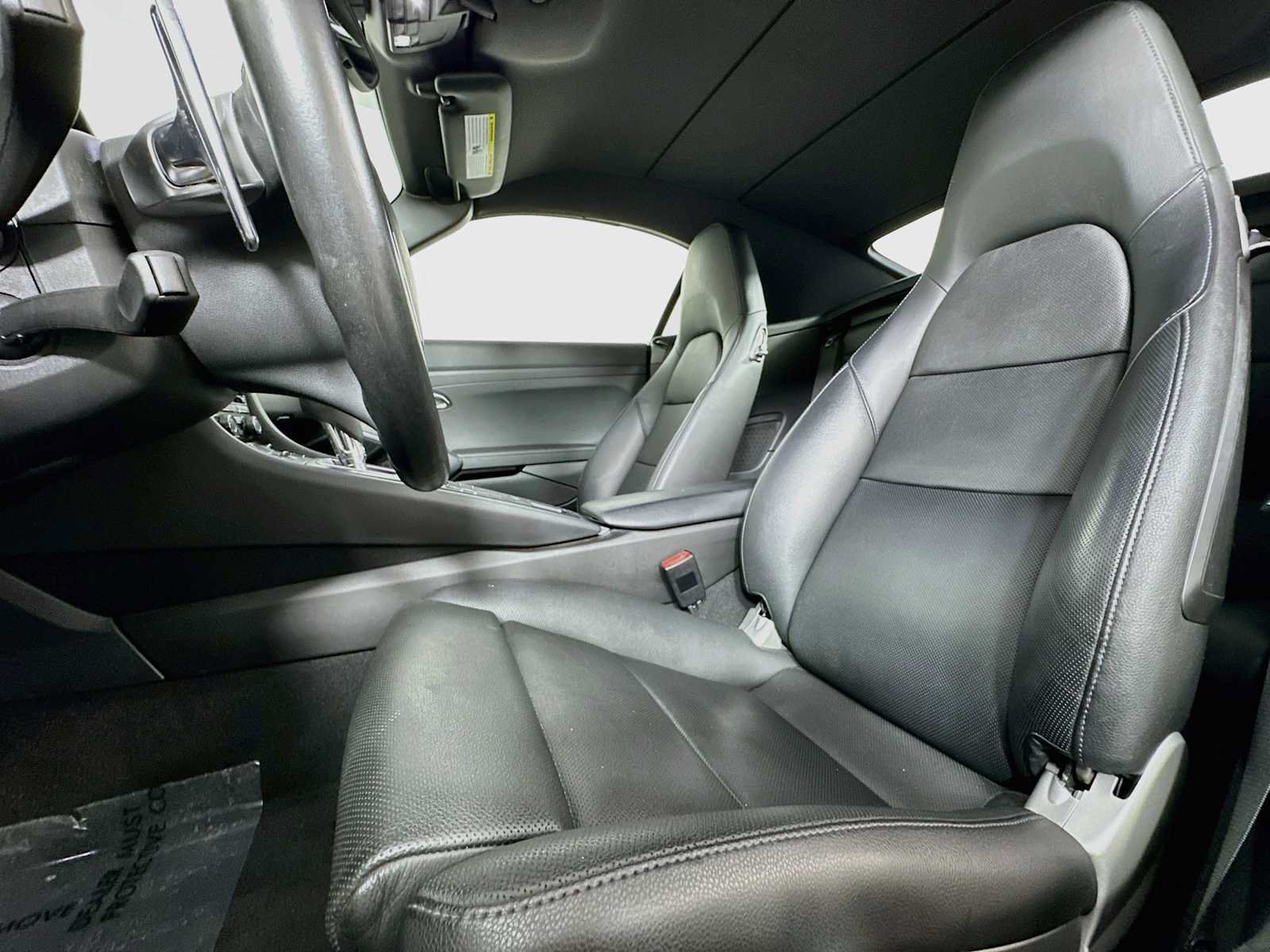Certified 2014 Porsche 911 Carrera RWD image 5