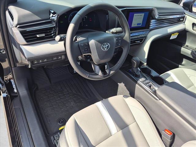 New 2026 Toyota Camry SE FWD image 3
