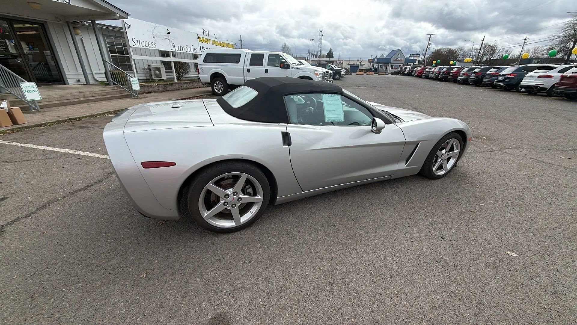 Used 2005 Chevrolet Corvette Convertible w/ Preferred Equipment Group image 3