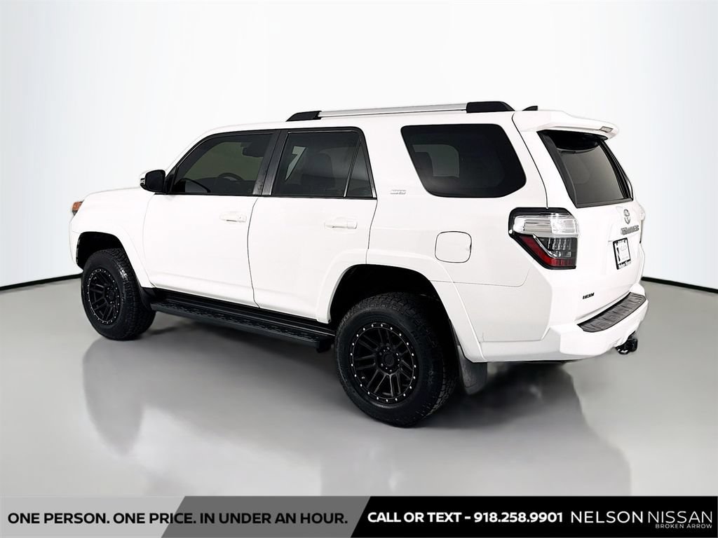 Used 2020 Toyota 4Runner SR5 Premium AWD/4WD image 7