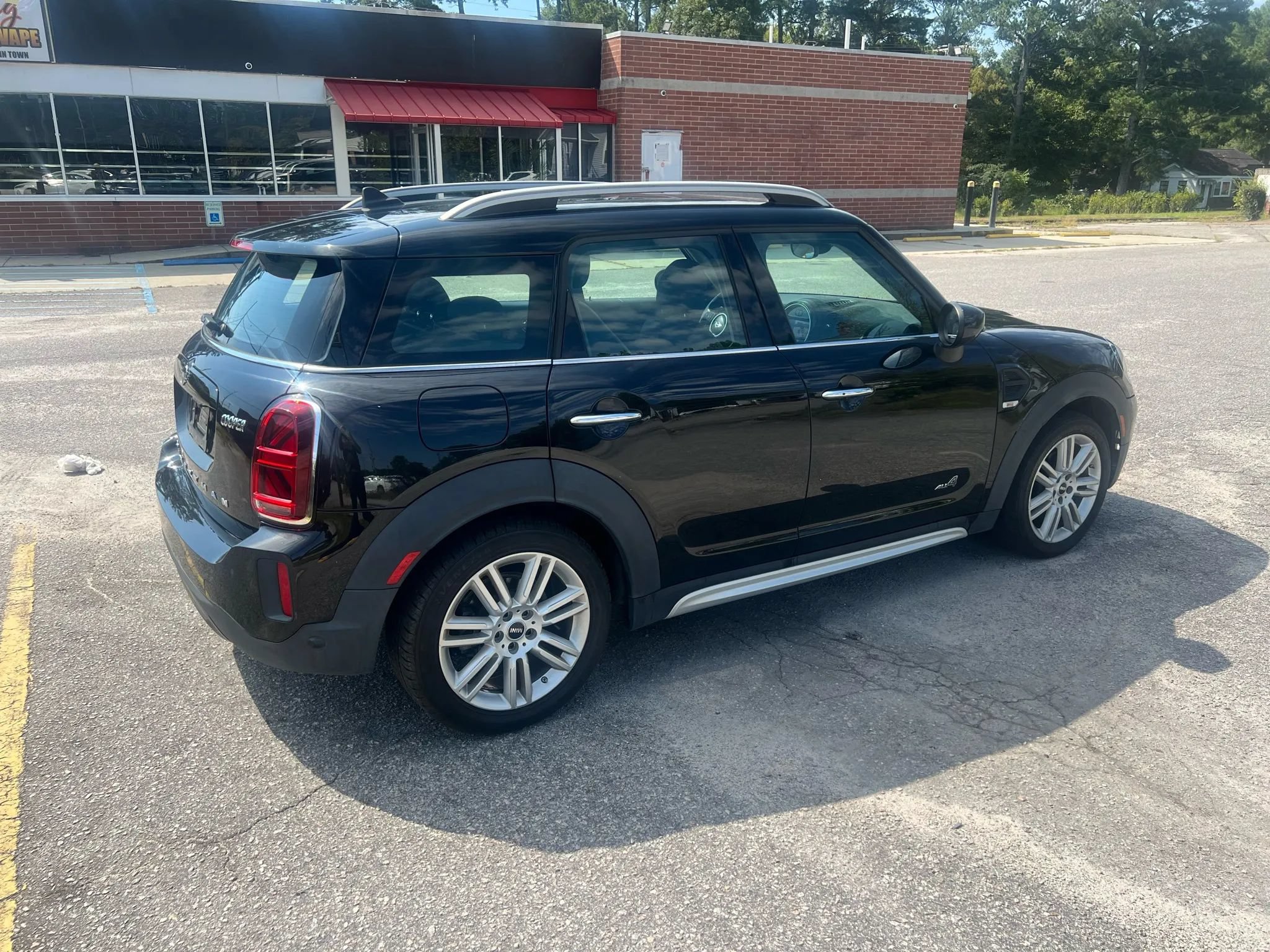Used 2022 MINI Cooper Countryman ALL4 AWD/4WD image 9