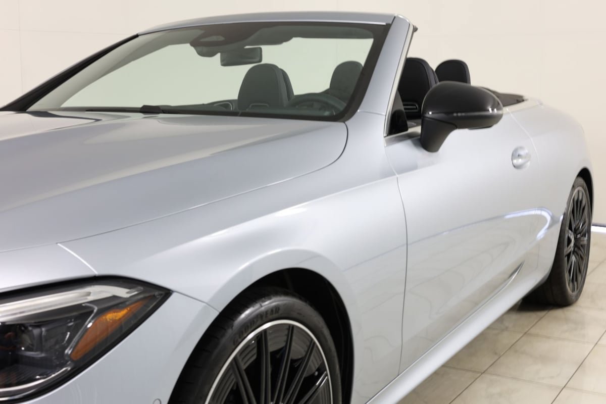 Used 2024 Mercedes-Benz CLE 300 4MATIC Cabriolet image 48