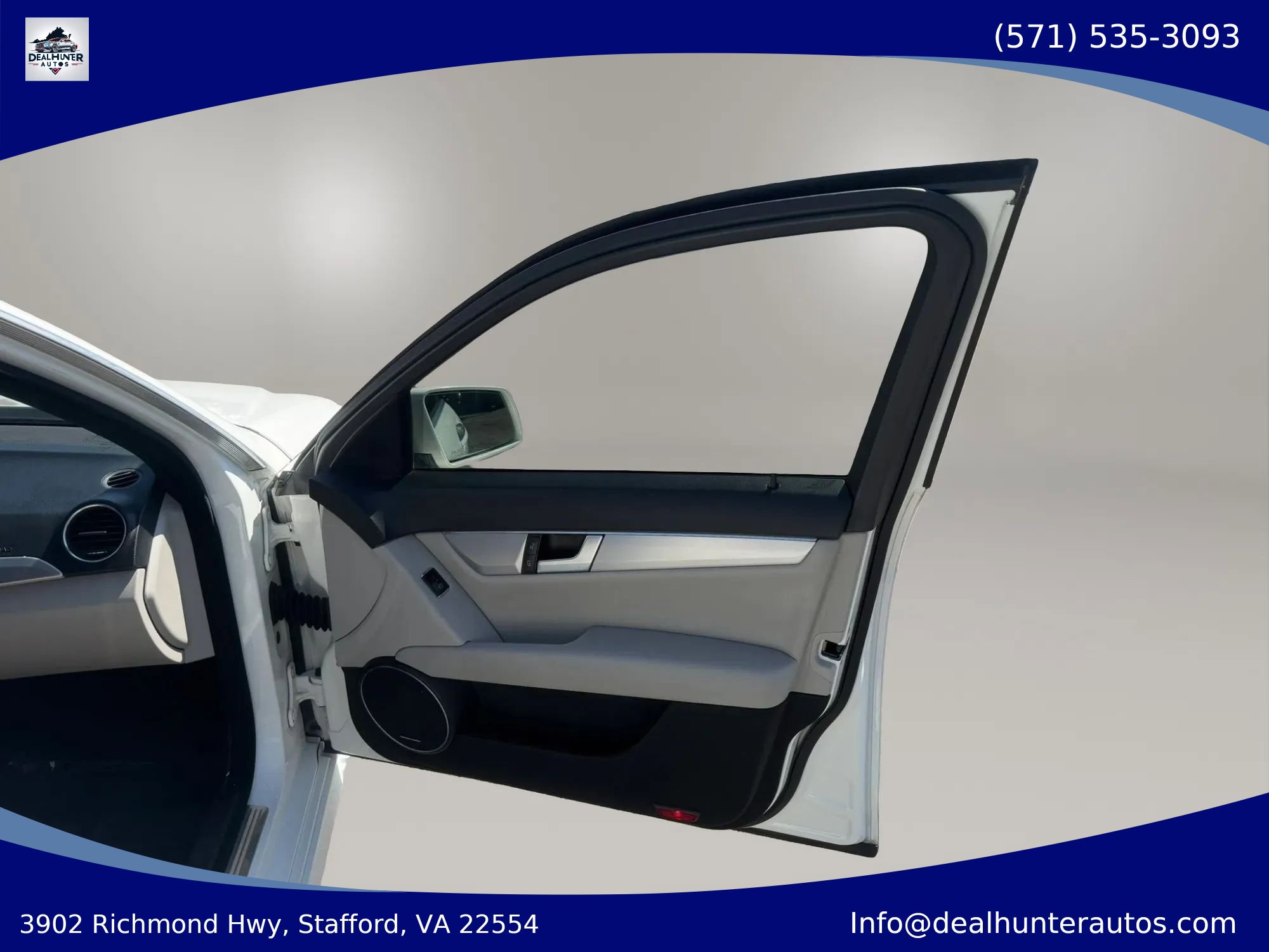 Used 2013 Mercedes-Benz C 250 Sedan image 14