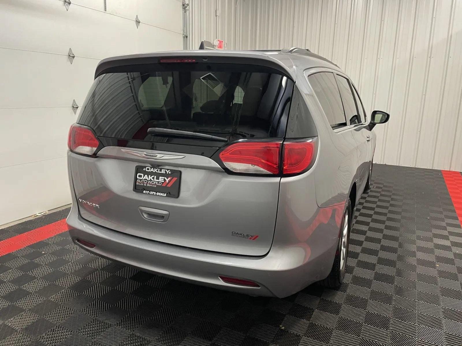 Used 2021 Chrysler Voyager Lxi FWD image 15