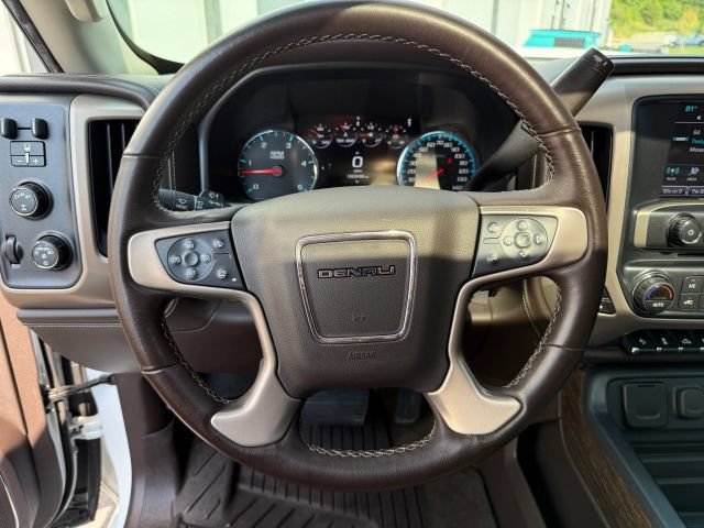 Used 2017 GMC Sierra 3500 Denali w/ Duramax Plus Package AWD/4WD image 26