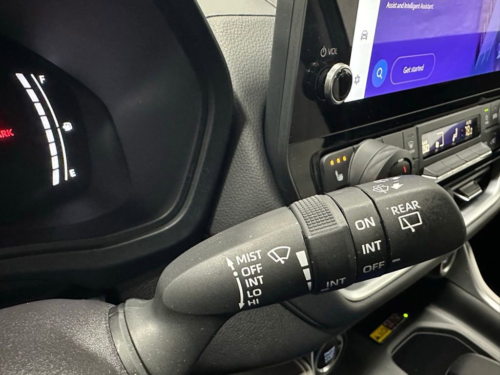 Used 2025 Toyota Grand Highlander AWD image 22