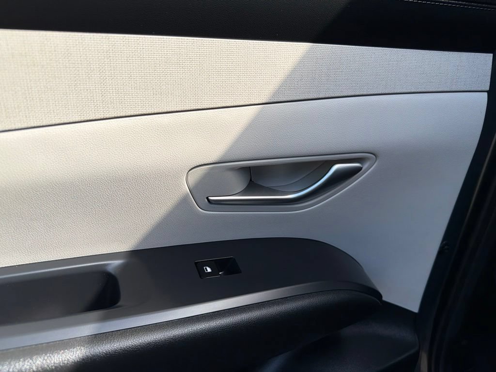 Used 2025 Hyundai Tucson SEL FWD image 32