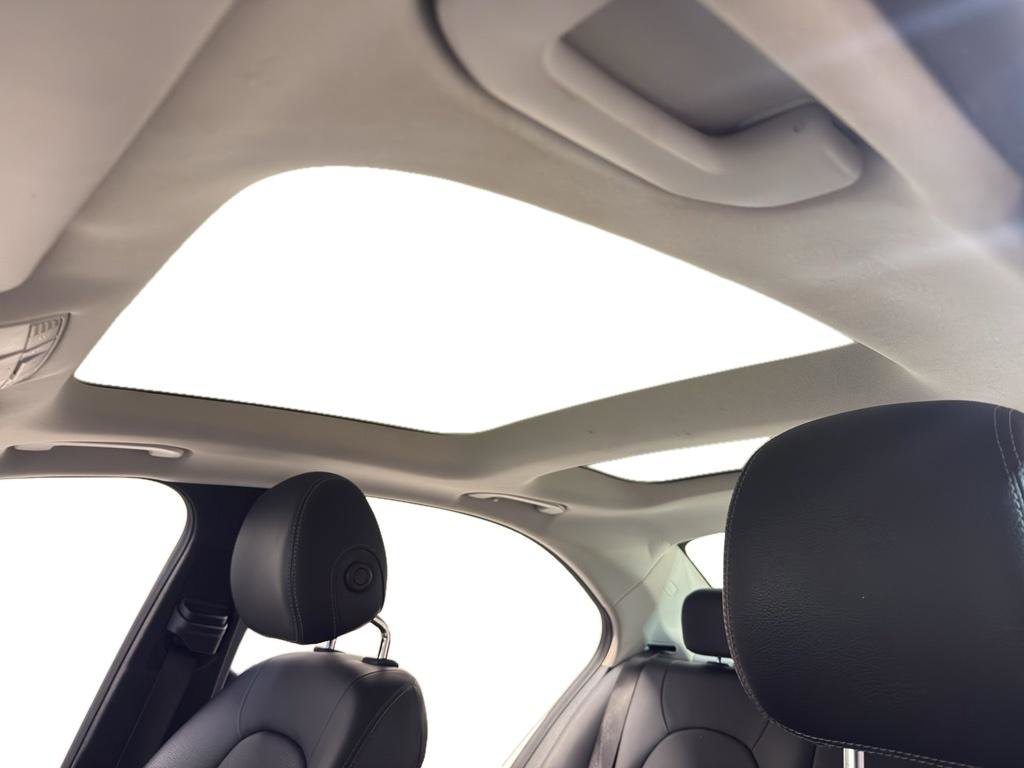 Used 2015 Mercedes-Benz C 300 4MATIC Sedan image 15