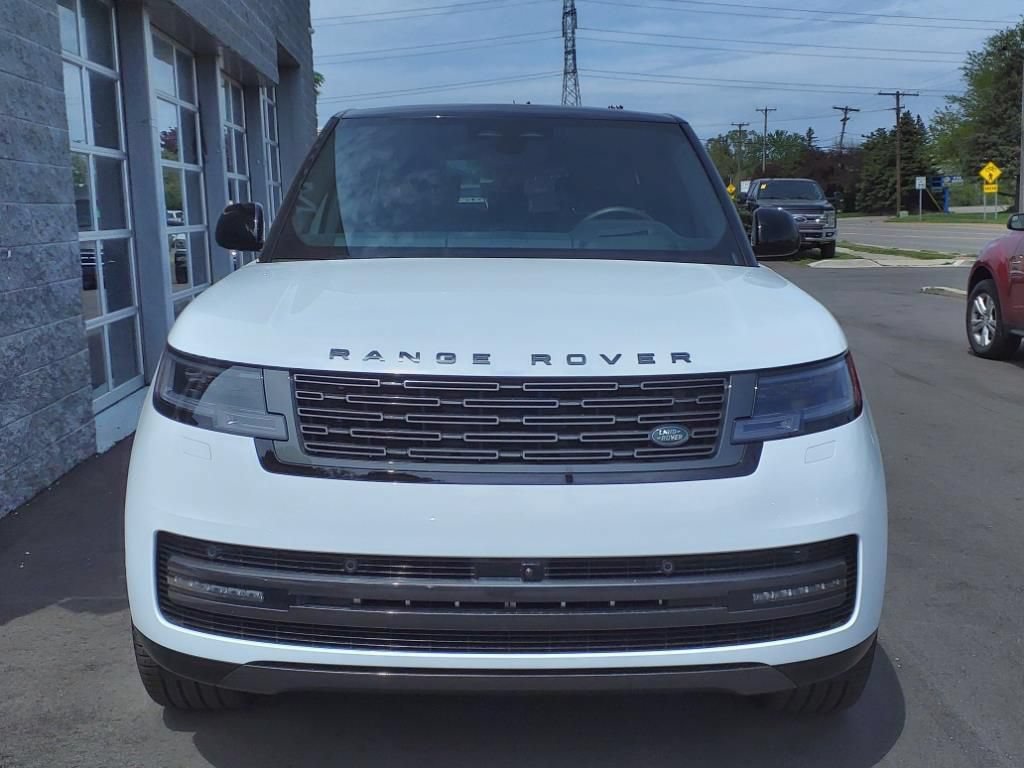 Used 2024 Land Rover Range Rover Autobiography AWD/4WD image 6