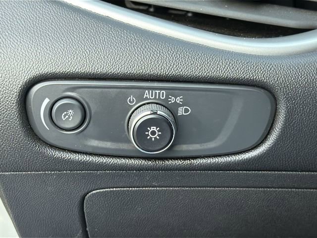 Used 2024 Chevrolet Malibu LS image 30