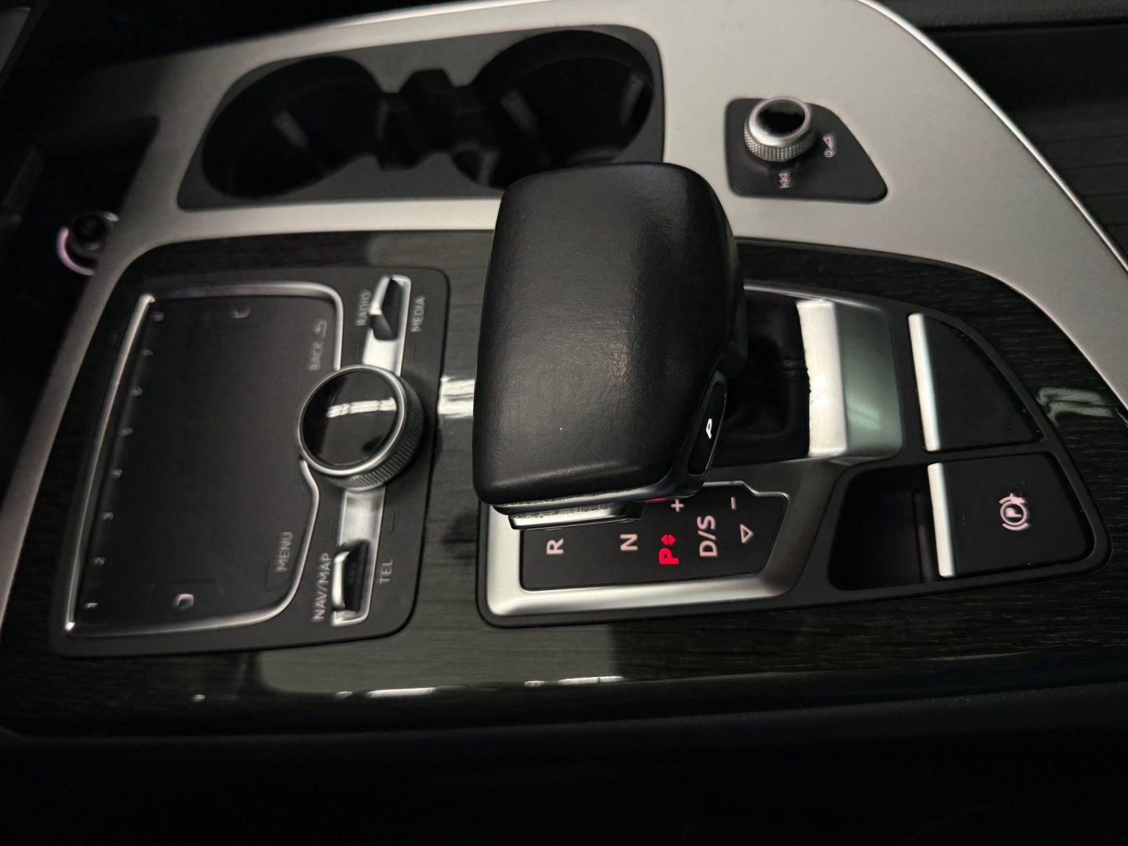 Used 2018 Audi Q7 2.0T Premium Plus w/ Premium Plus Package image 16