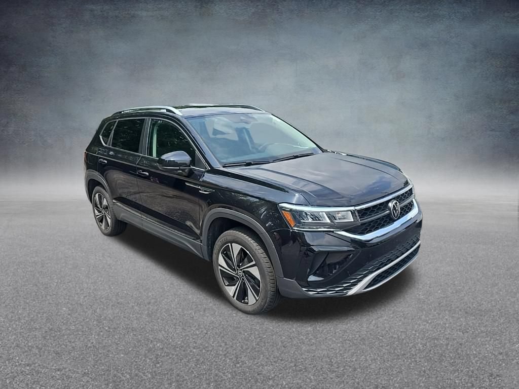 Used 2024 Volkswagen Taos SE AWD/4WD image 9