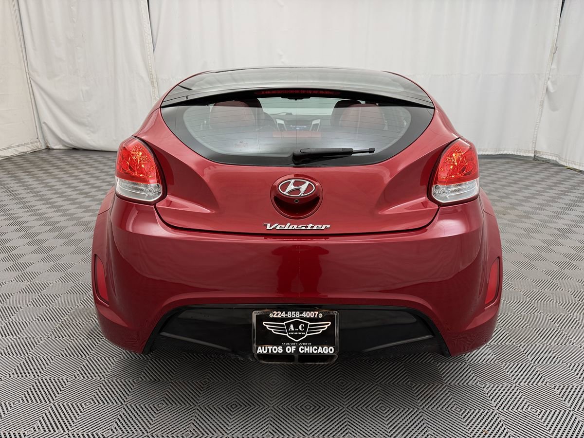 Used 2014 Hyundai Veloster w/ Style Package 02 FWD image 6
