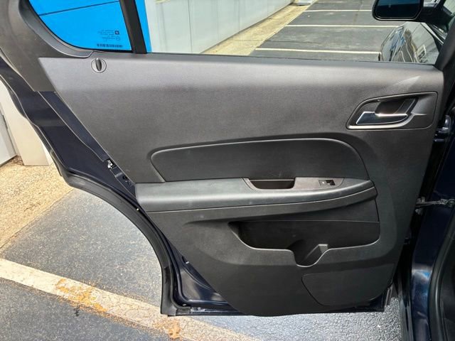 Used 2017 Chevrolet Equinox LT w/ Convenience Package image 16