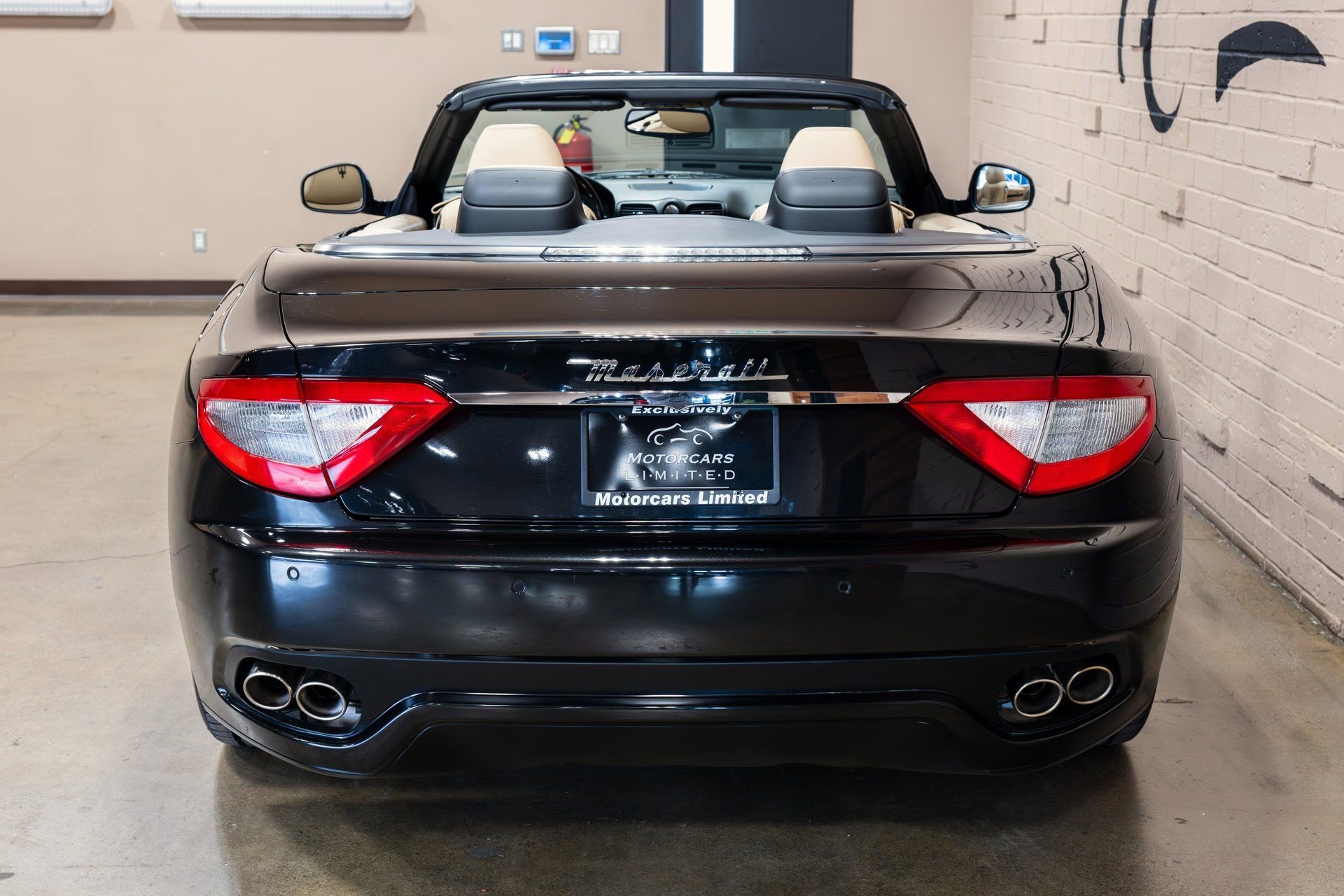 Used 2014 Maserati GranTurismo Convertible image 9