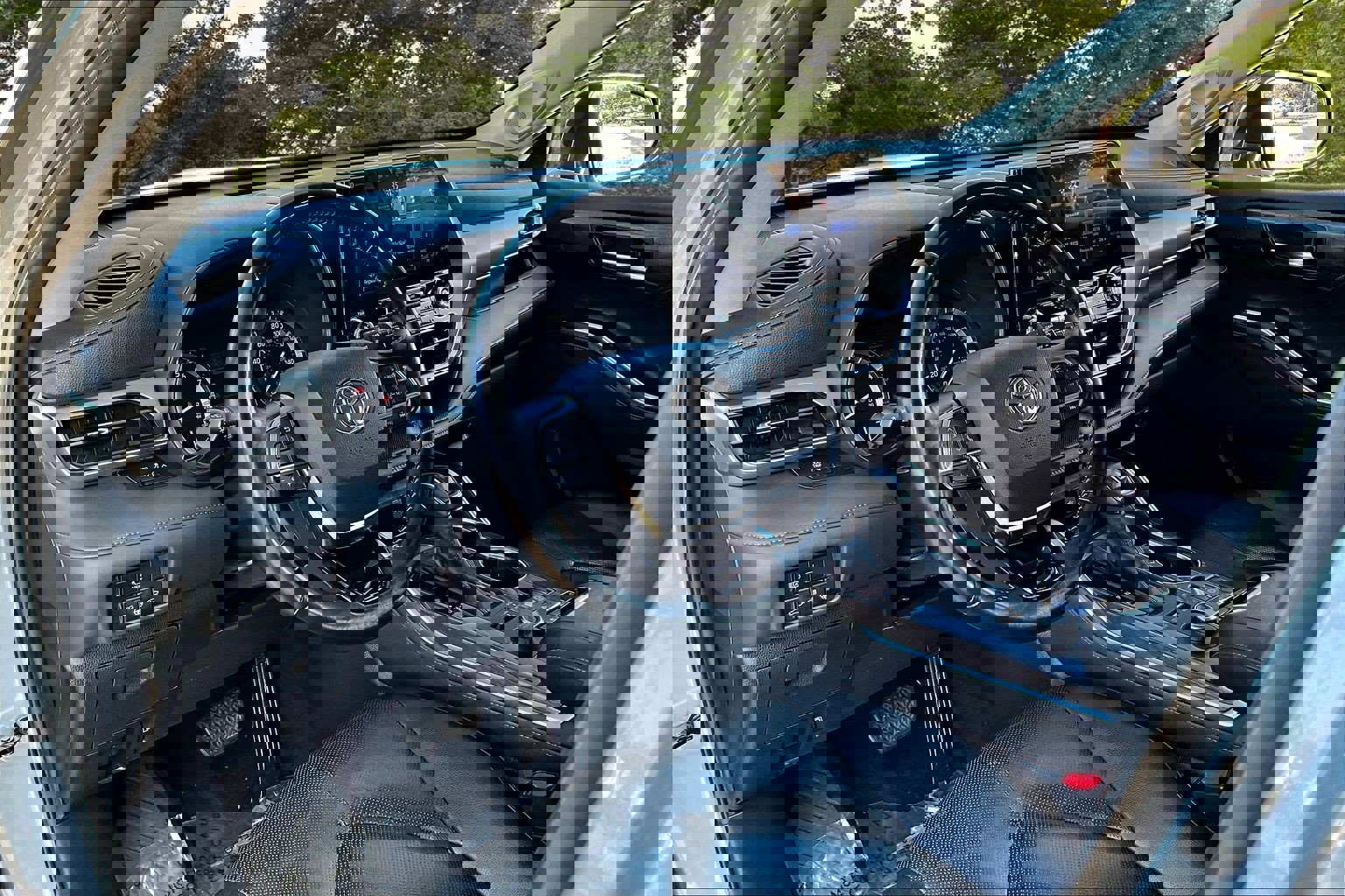 Used 2020 Toyota Highlander Limited image 18