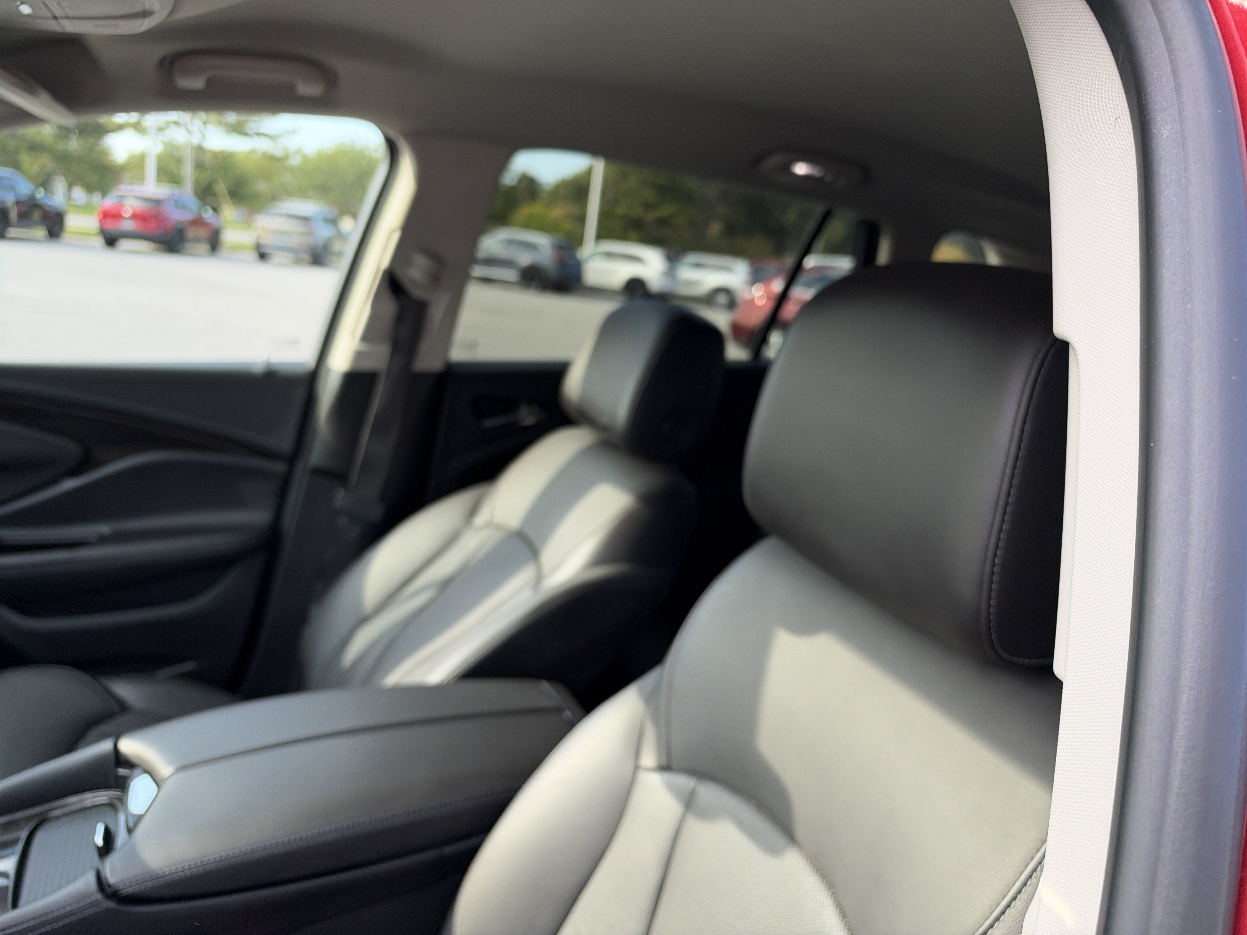 Used 2019 Buick Envision Premium AWD/4WD image 14
