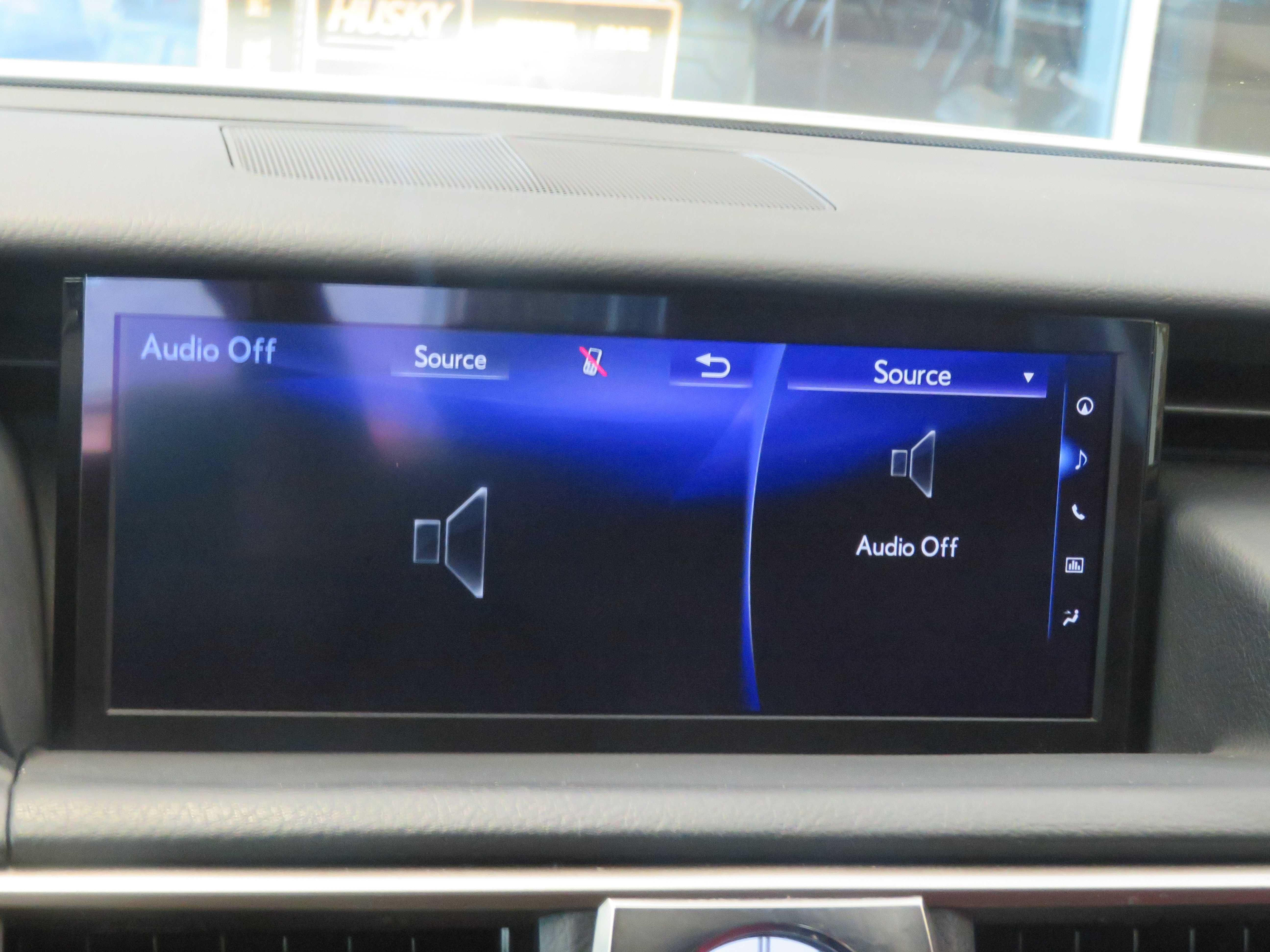 Used 2020 Lexus IS 300 F Sport w/ F Sport Package RWD image 39