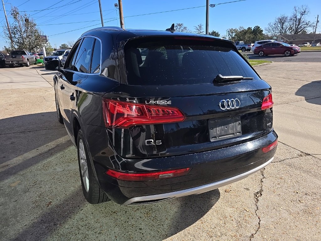 Used 2020 Audi Q5 2.0T Premium w/ Convenience Package image 8