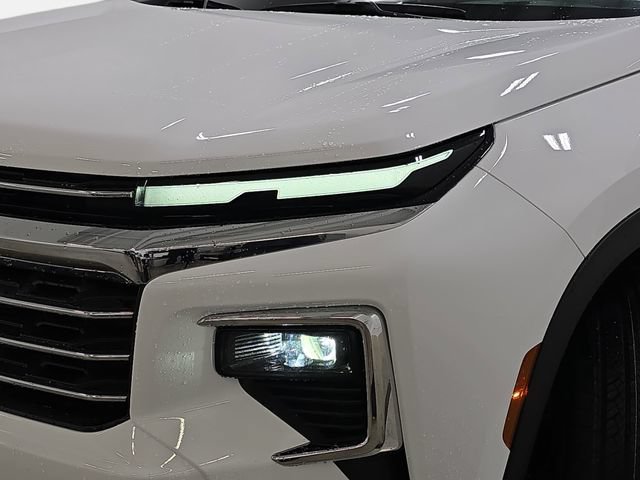 Used 2025 Chevrolet Traverse LT AWD/4WD image 30