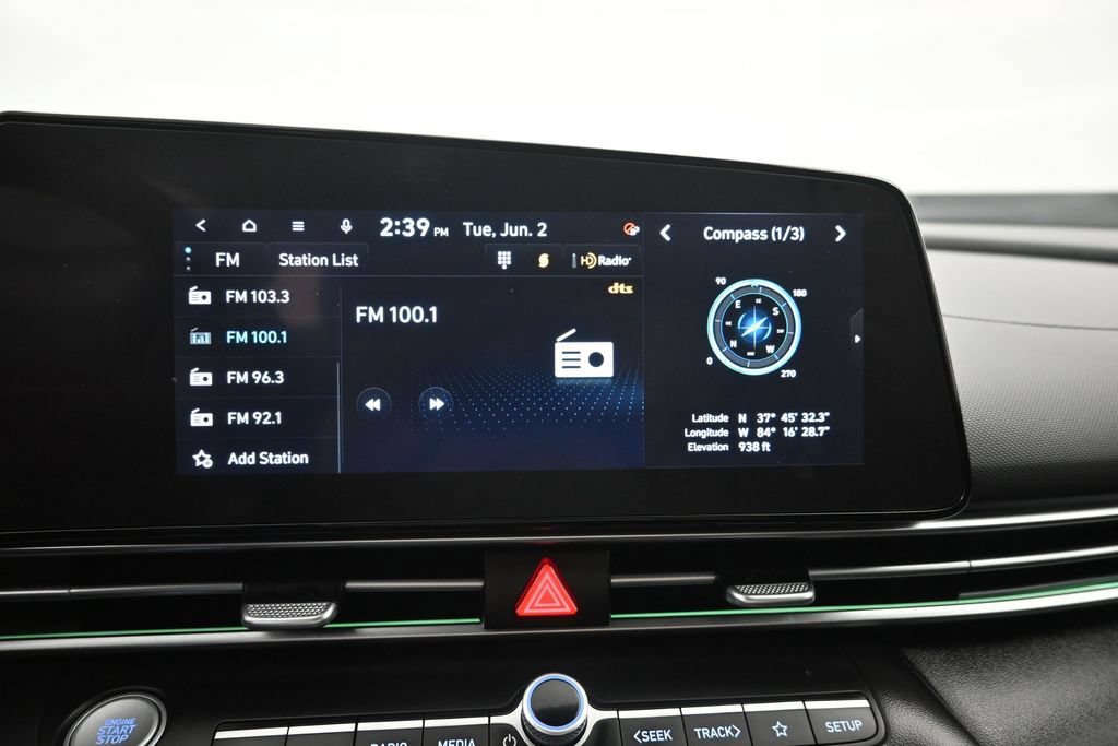 Used 2024 Hyundai Elantra SEL FWD image 17