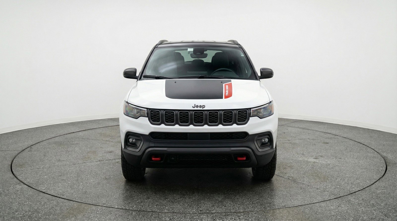 Used 2025 Jeep Compass Trailhawk image 2