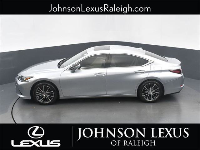 Certified 2022 Lexus ES 350 w/ Premium Package image 25