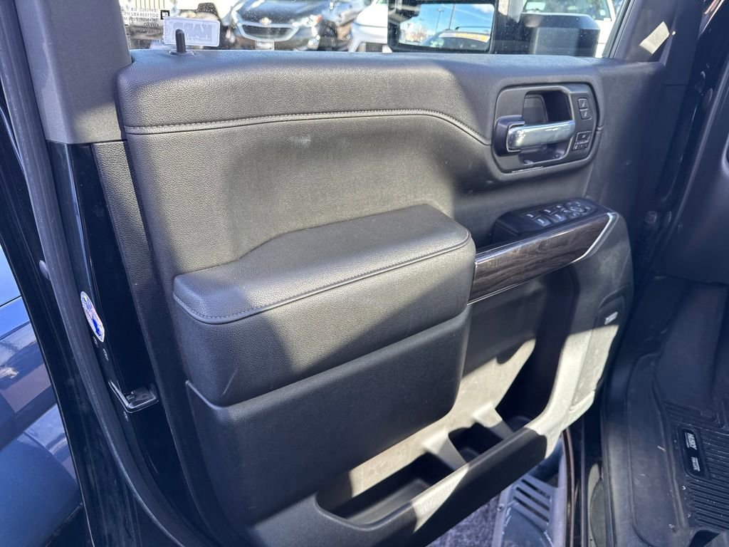 Used 2022 Chevrolet Silverado 2500 LTZ w/ LTZ Plus Package image 8