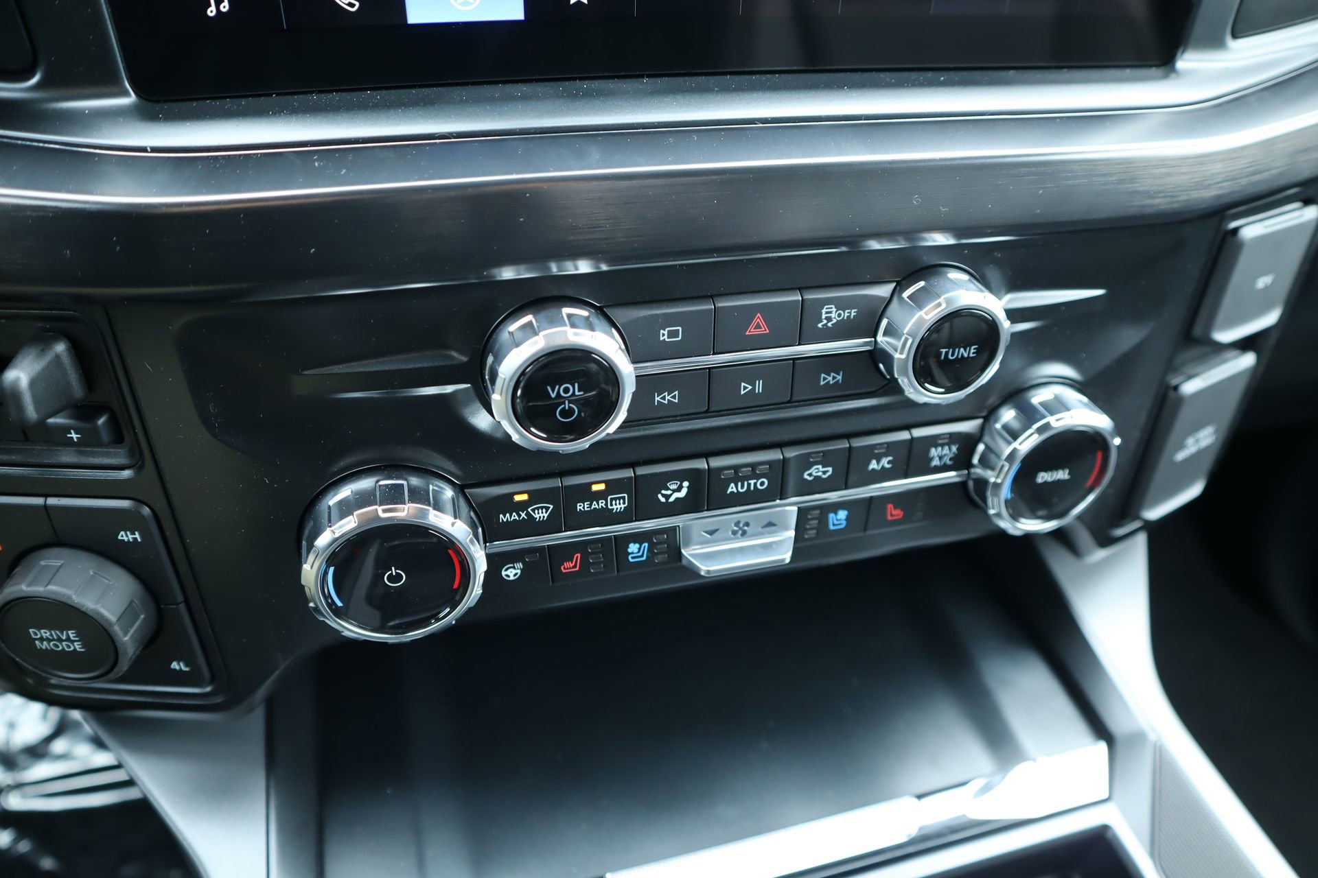 New 2026 Ford F250 Lariat AWD/4WD image 8