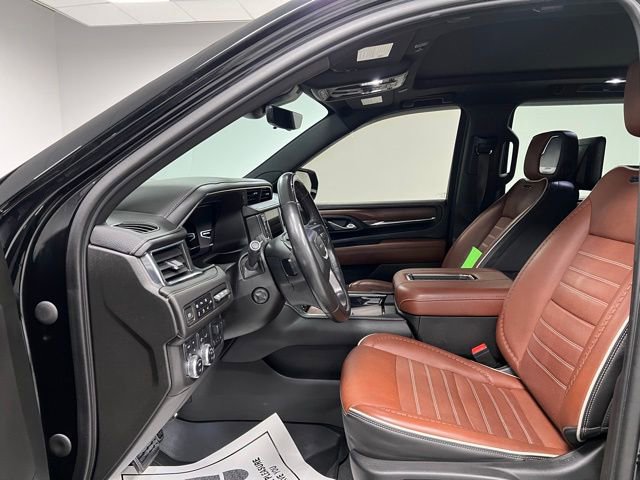 Used 2023 GMC Yukon XL Denali Ultimate w/ LPO, Floor Liner Package image 20