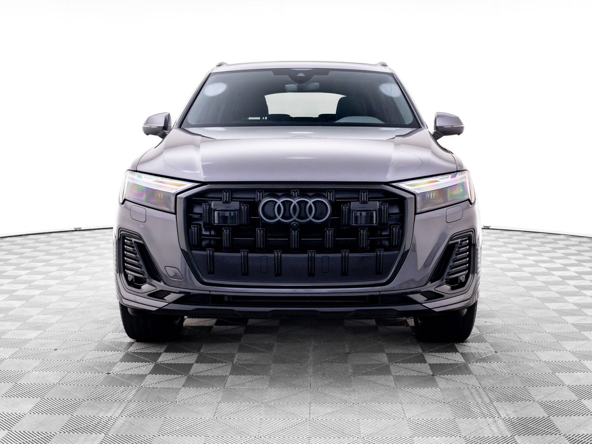 Used 2025 Audi Q7 2.0T Premium Plus w/ Premium Plus Package AWD/4WD image 8
