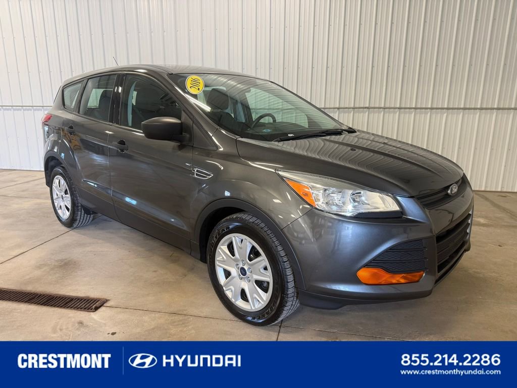 Used 2016 Ford Escape S image 1