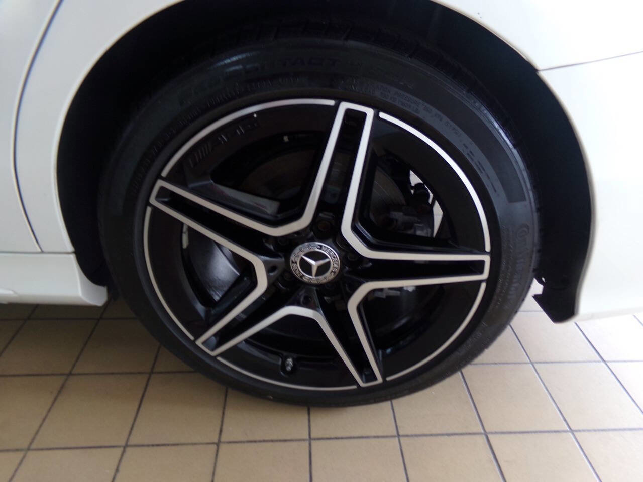 Used 2020 Mercedes-Benz C 300 Sedan w/ AMG Line image 38