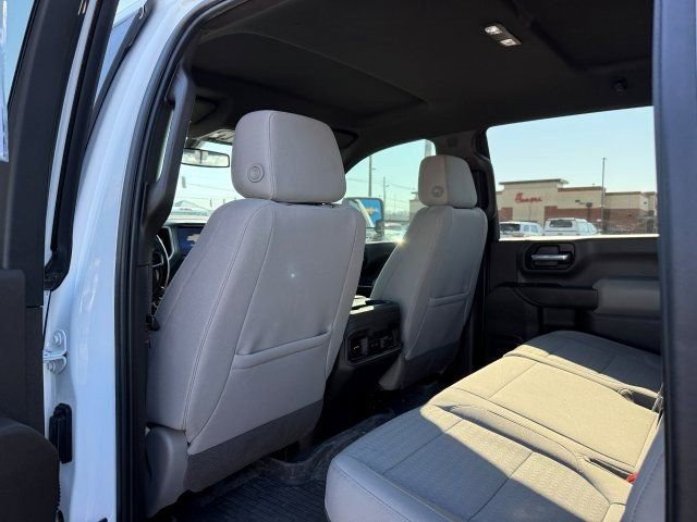 Used 2021 Chevrolet Silverado 2500 LT w/ Convenience Package image 16